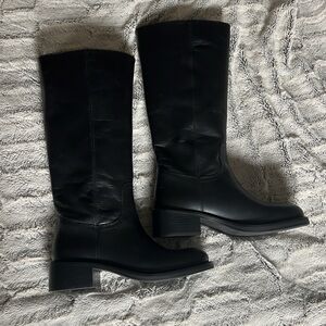 ✨ BRAND NEW Steve Madden RIGGS black leather boots✨